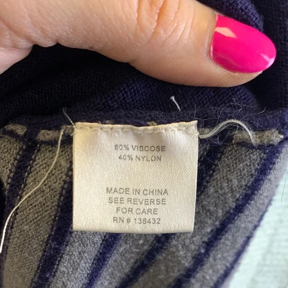 Modcloth Colorblock Sweater in Navy, Yellow, and Gray - Picture 3 of 6